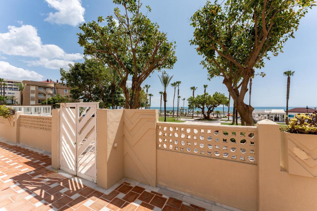 Malagasuite Torremolinos Seaside Penthouse Dış mekan fotoğraf